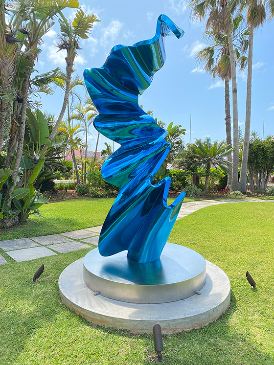 Sylvestre Gauvrit - Blue Statue